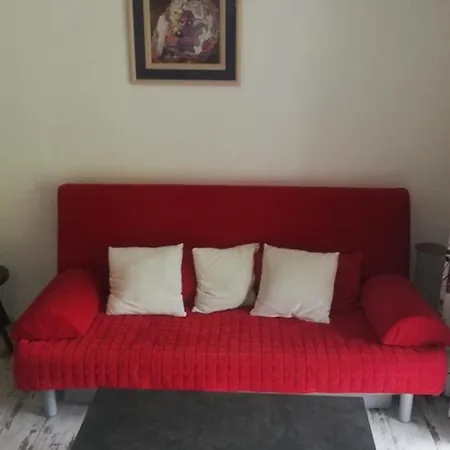 Lumineux Avec Terrasse Et Parking Proche - Fr-1-804-60