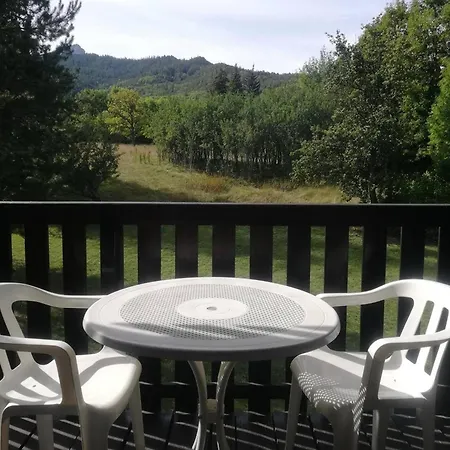 Lumineux Avec Terrasse Et Parking Proche - Fr-1-804-60 Barcelonnette